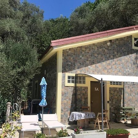 La Casetta Di Sofia 2 모네글리아 외부 사진
